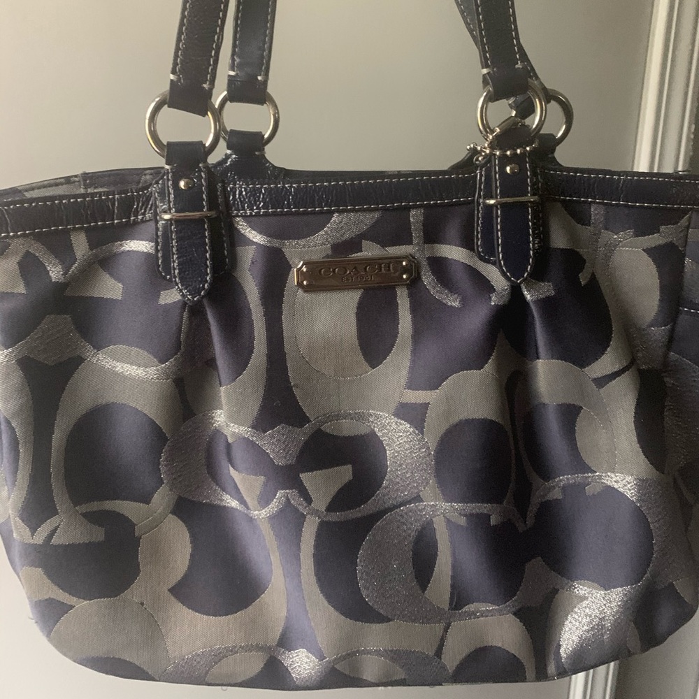 ❌SOLD❌ Authentic navy blue Coach purse